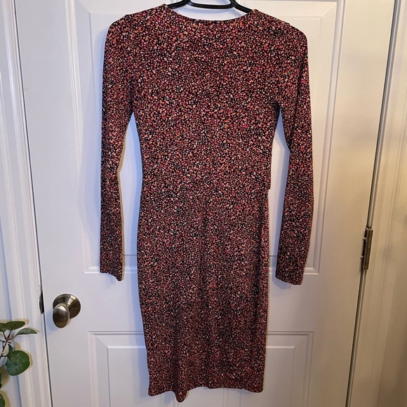 H&M - MAMA Maternity Knot Nursing Dress - Picture 4 of 8